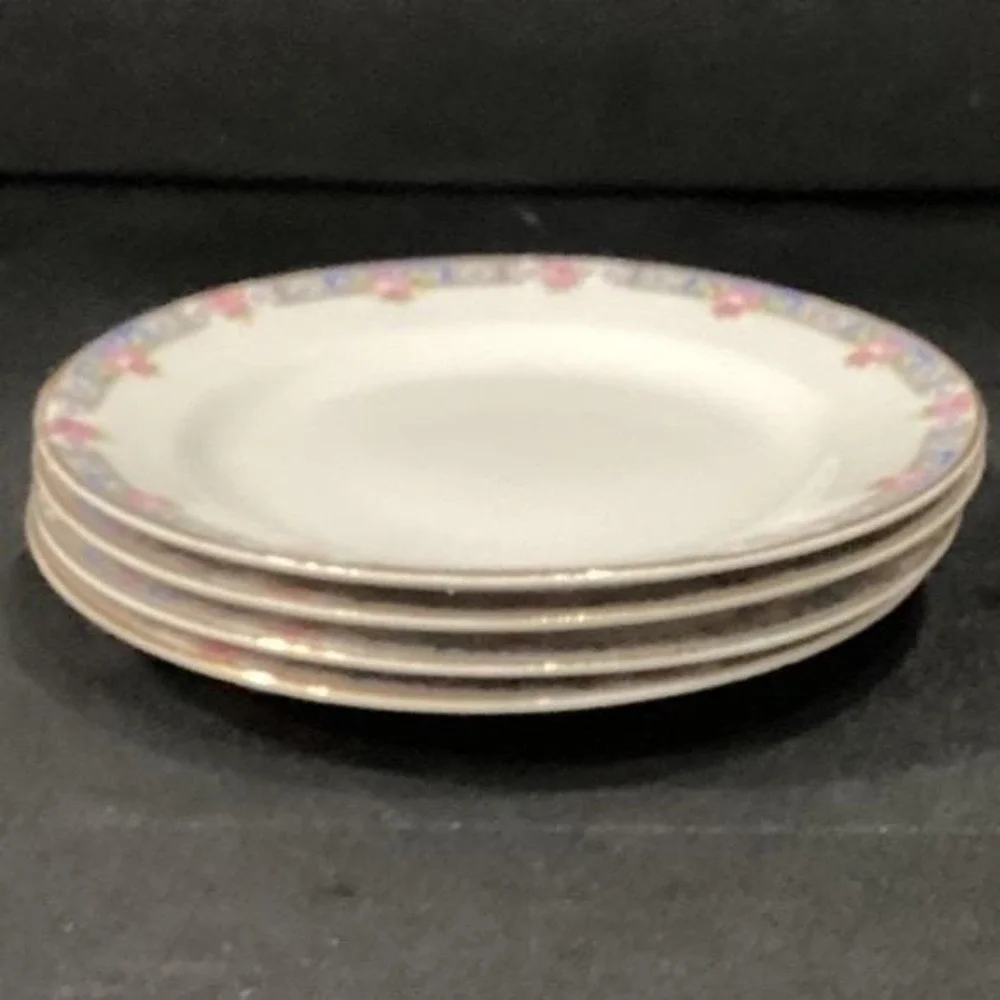 Carrollton H Dessert Plates, Set of 4, Vintage Queen Anne‎ Floral Bone China